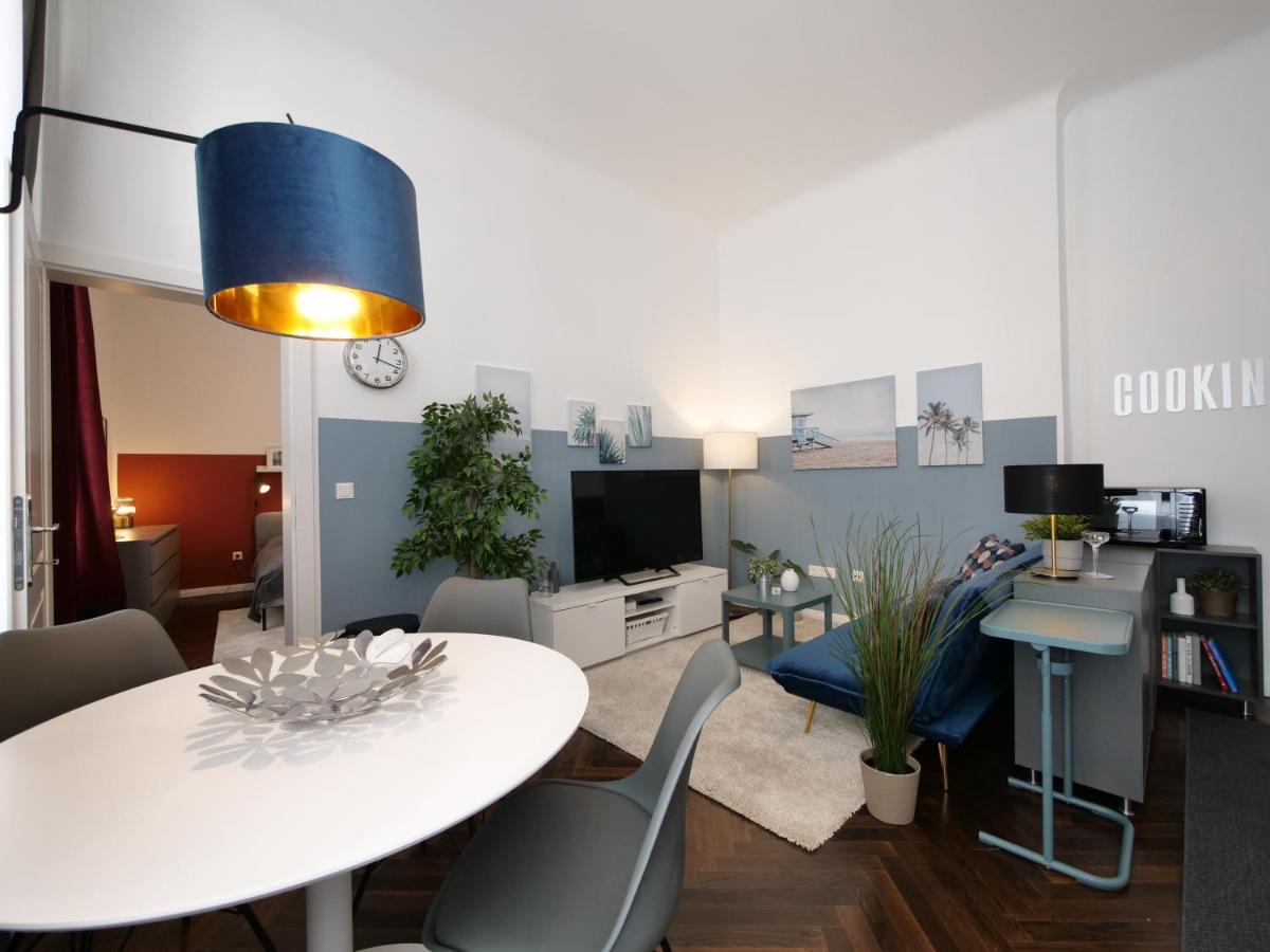 Stylish City Center Apartment Vienna Exterior photo